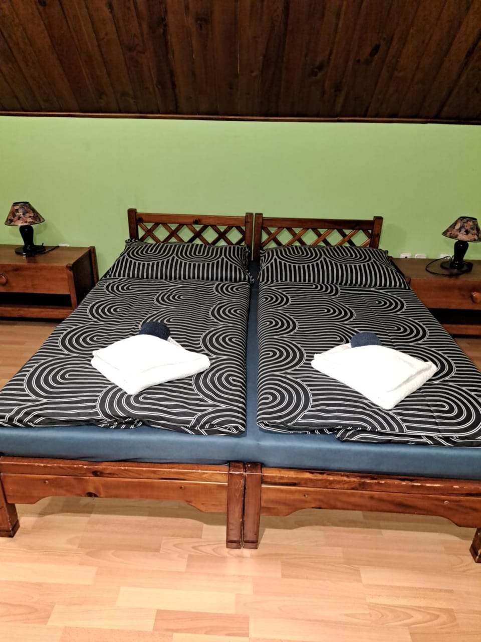 Photo of the whole room