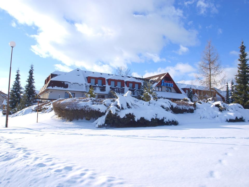 Property building, Winter
