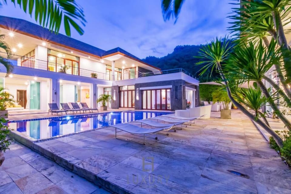 Unique Pool Villa with 5 Bedrooms and Sea View PM-C1 Villa in Nong Kae