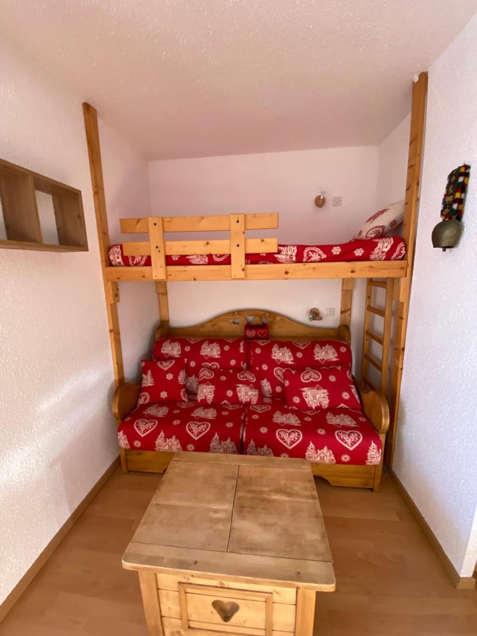 bunk bed