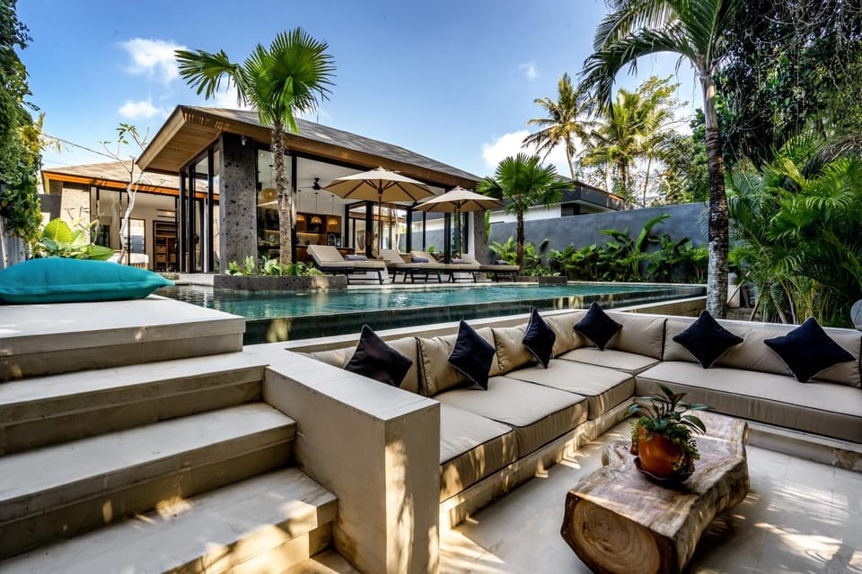 Property building, View (from property/room), Seating area, Pool view, Swimming pool, sunbed