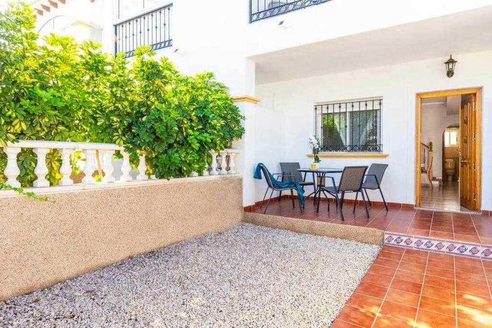 Bungalow Pink Punta Prima Apartment in Vega Baja del Segura