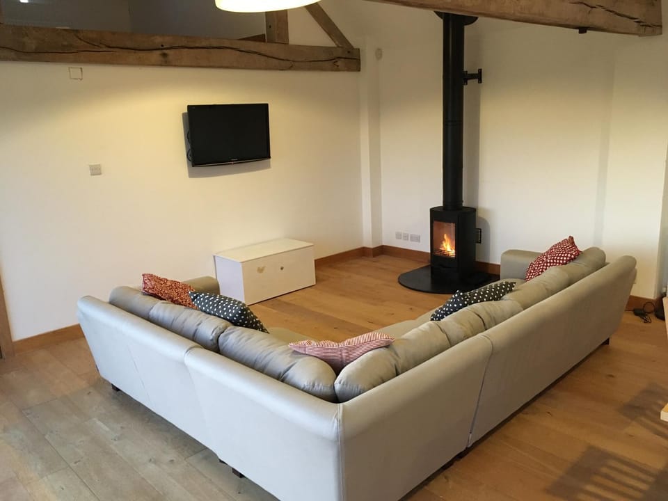 TV and multimedia, Seating area