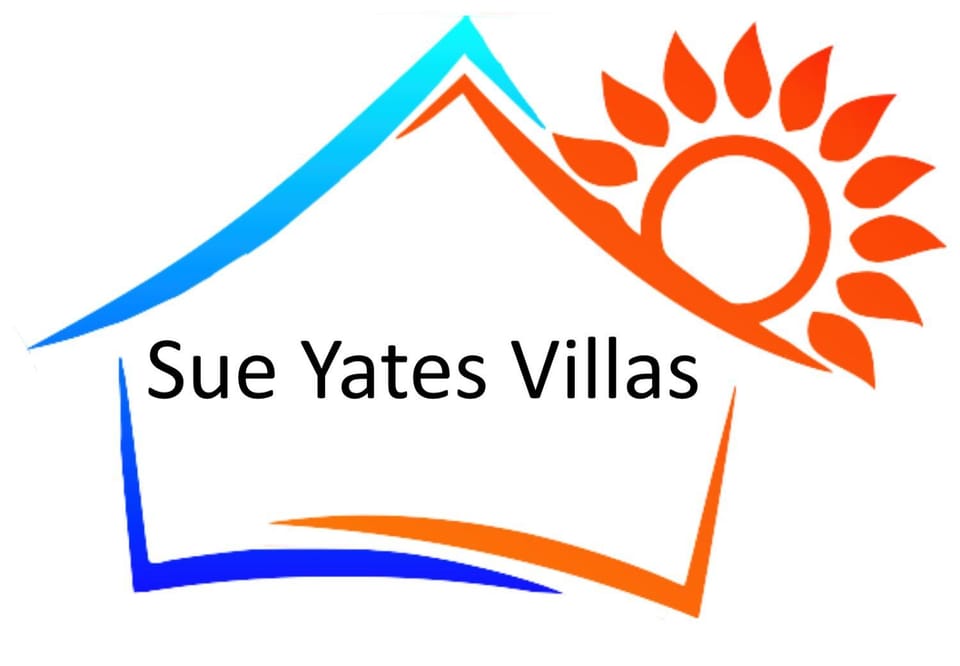 Villa Victoria just 150 metres from Playa Bastian Costa Teguise House in Costa Teguise