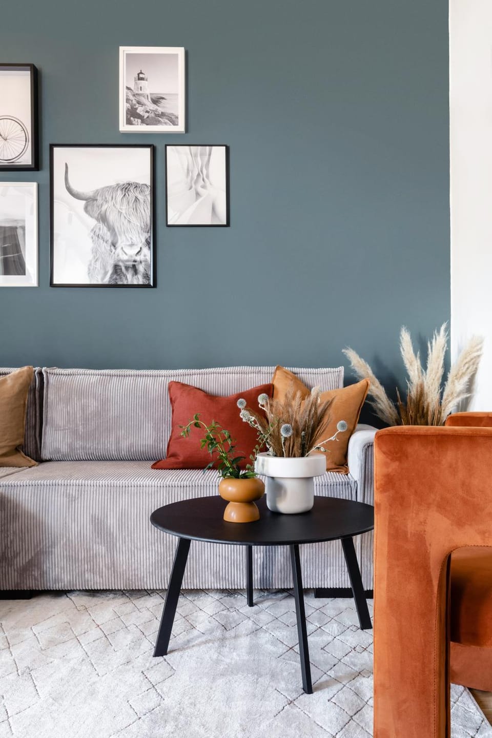 Living room, Decorative detail