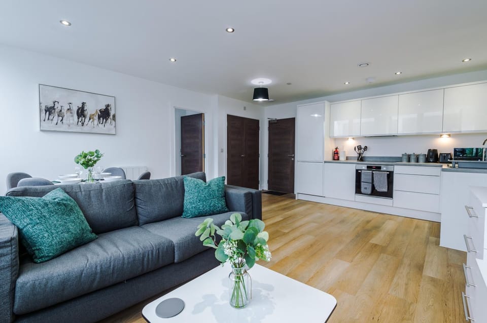 Kitchen or kitchenette, Living room