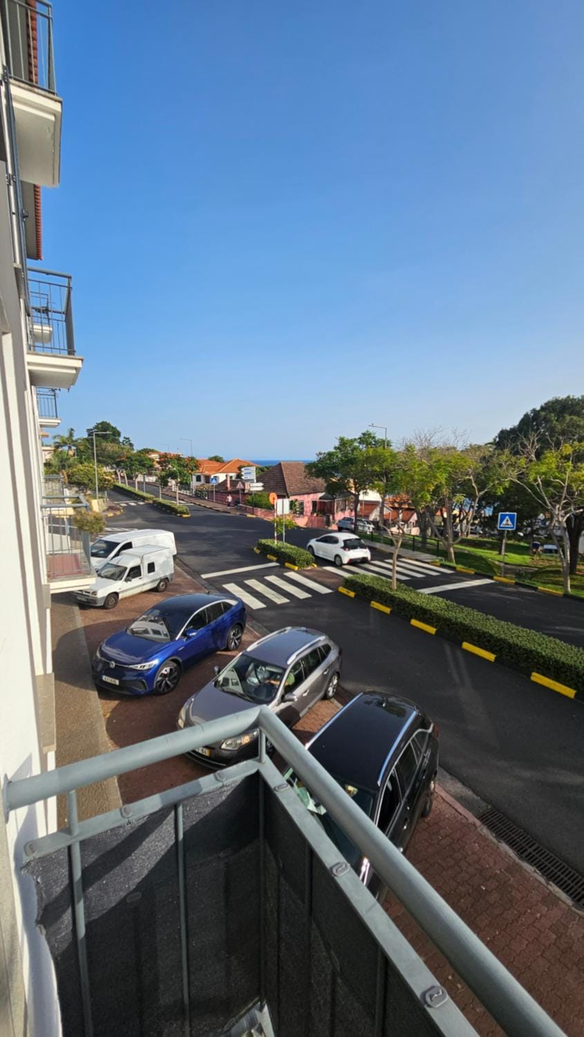 Serenity Apartment - Free Parking Apartment in Madeira District