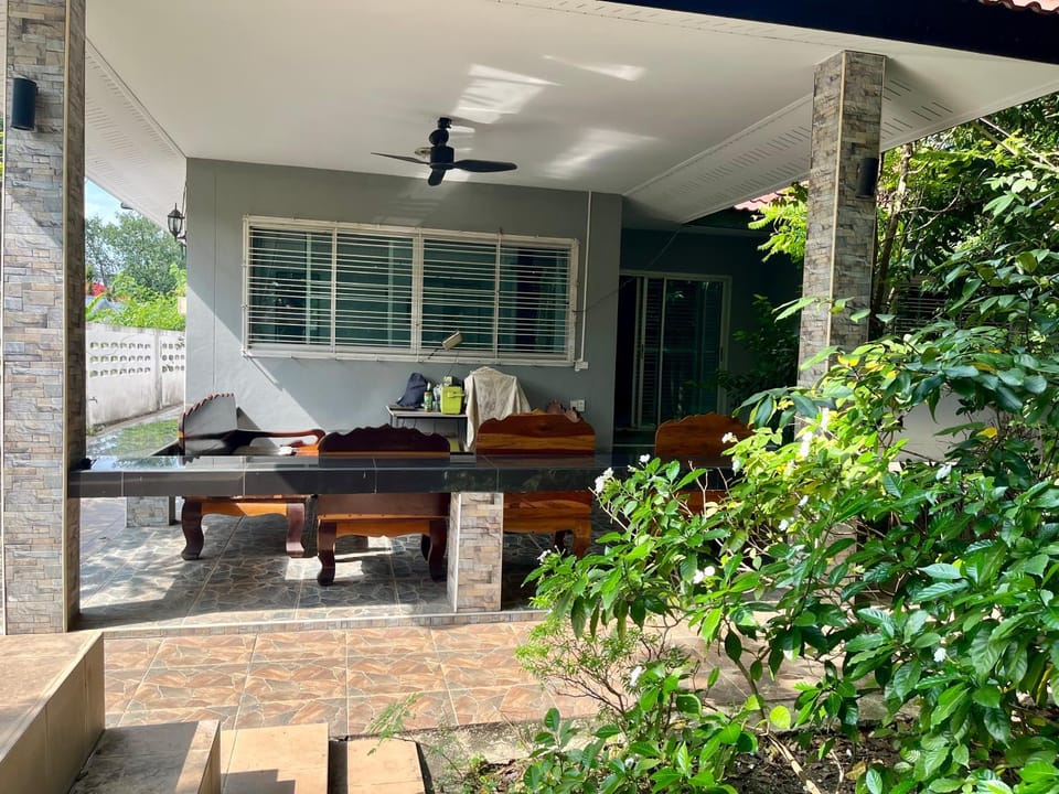 Kunaeng ครัวกันเอง รีสอร์ท House in Pattaya City