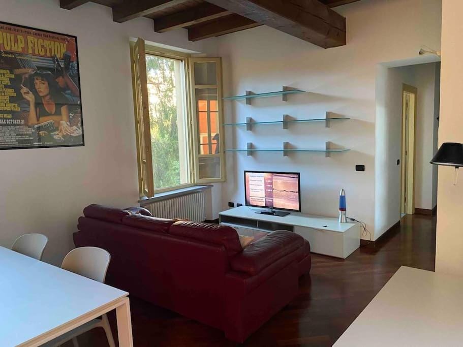 TV and multimedia, Seating area