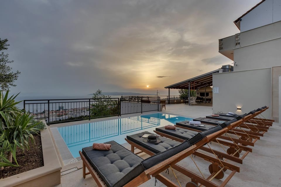 Villa Irena with heated pool and sea view House in Makarska