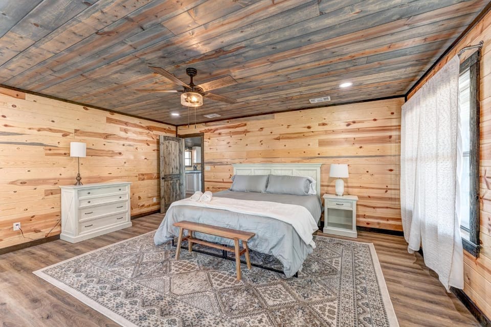 Coyote Creek Ranch House in San Marcos