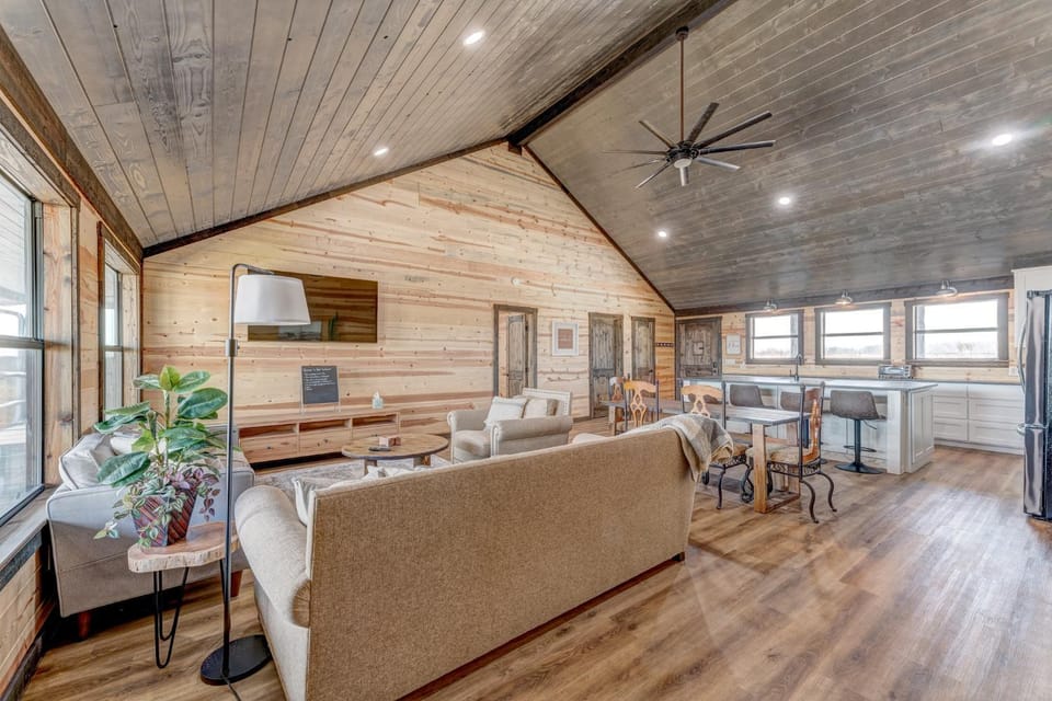 Coyote Creek Ranch House in San Marcos