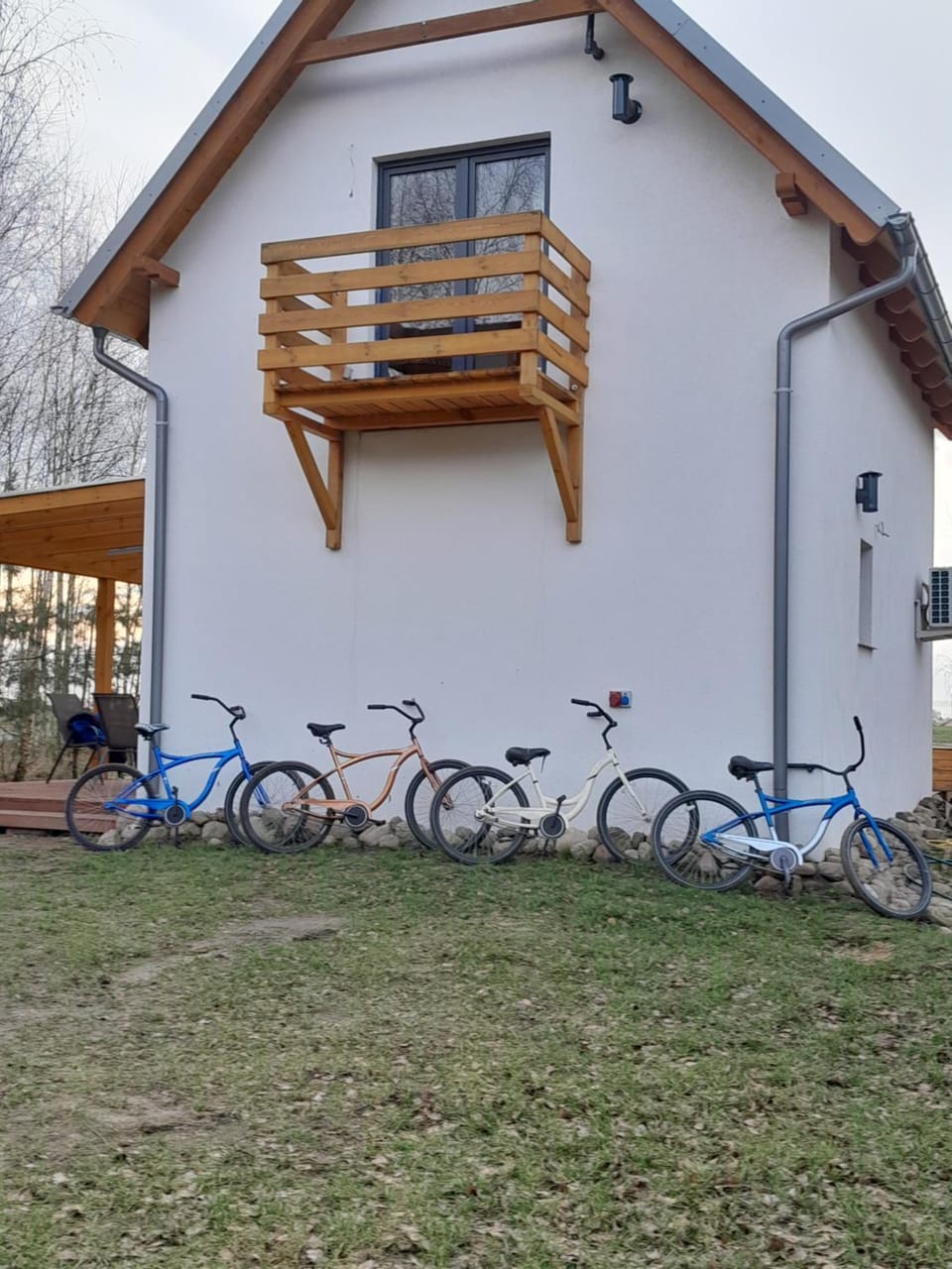 Cycling, Garden view
