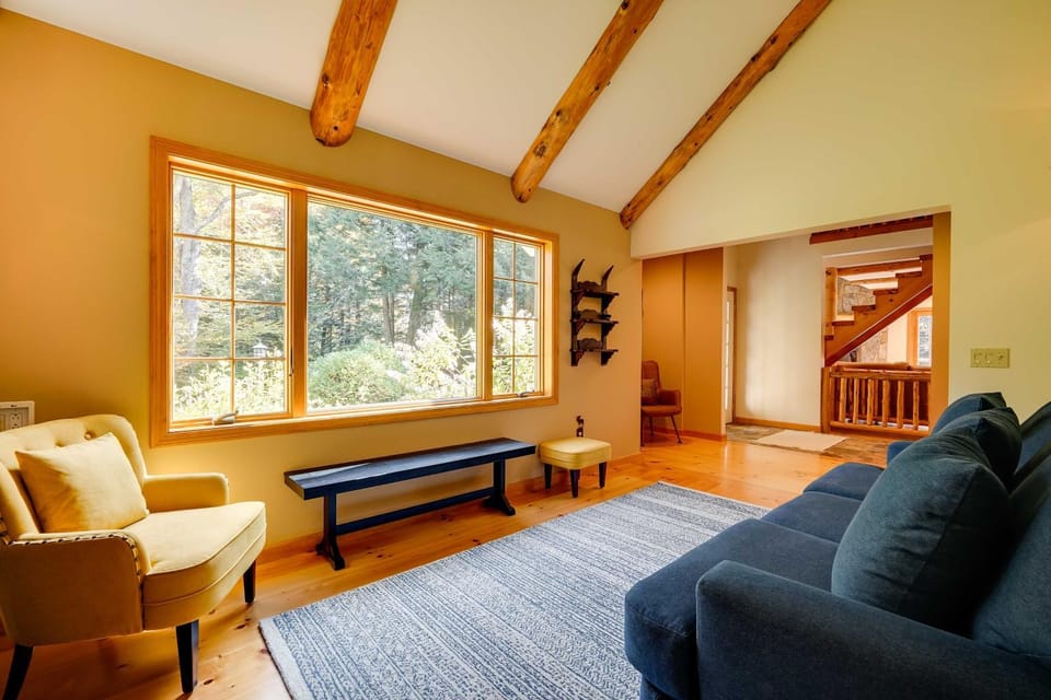 Winhall Home w/ Deck + Views, 6 Mi to Ski Slopes! House in Winhall