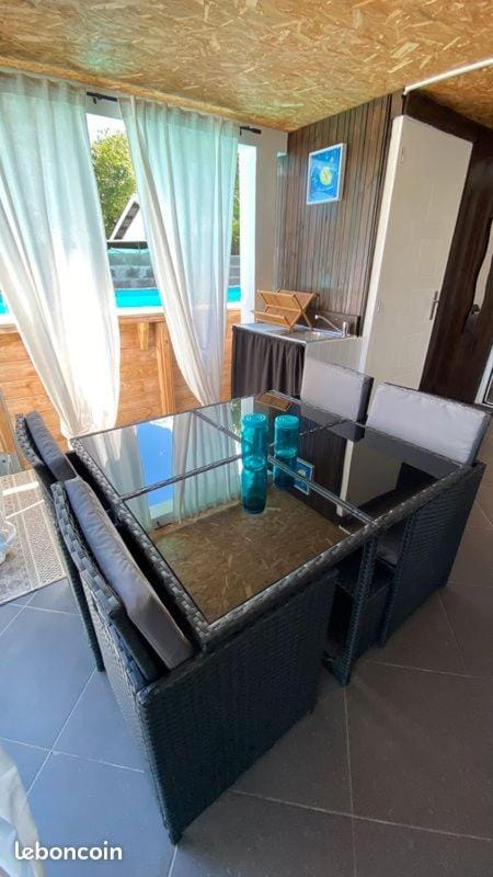TI KAZ PIROGUE Bed and Breakfast in Réunion