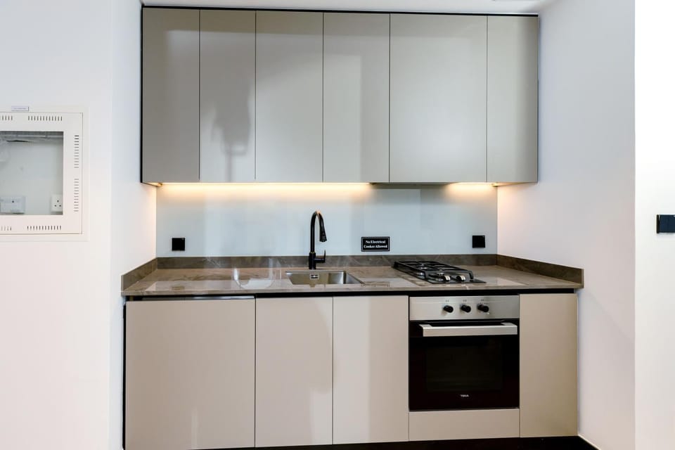 Kitchen or kitchenette, pet friendly, stove