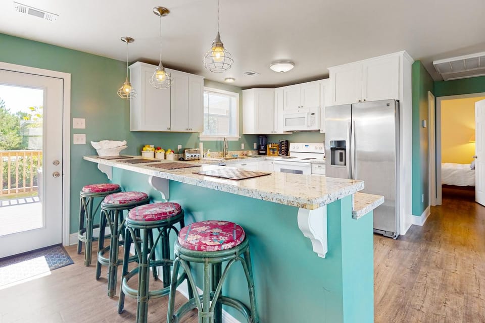 Canal & Boat Launch: Bay St Louis Group Getaway House in Mississippi