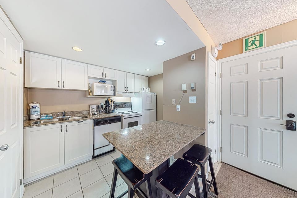 Condo 708 at North Creek Resort Hotel in Grey Highlands