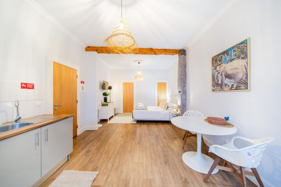 Kitchen or kitchenette, Living room, Seating area