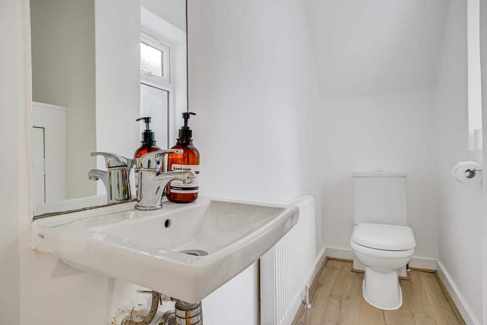 Toilet, Bathroom