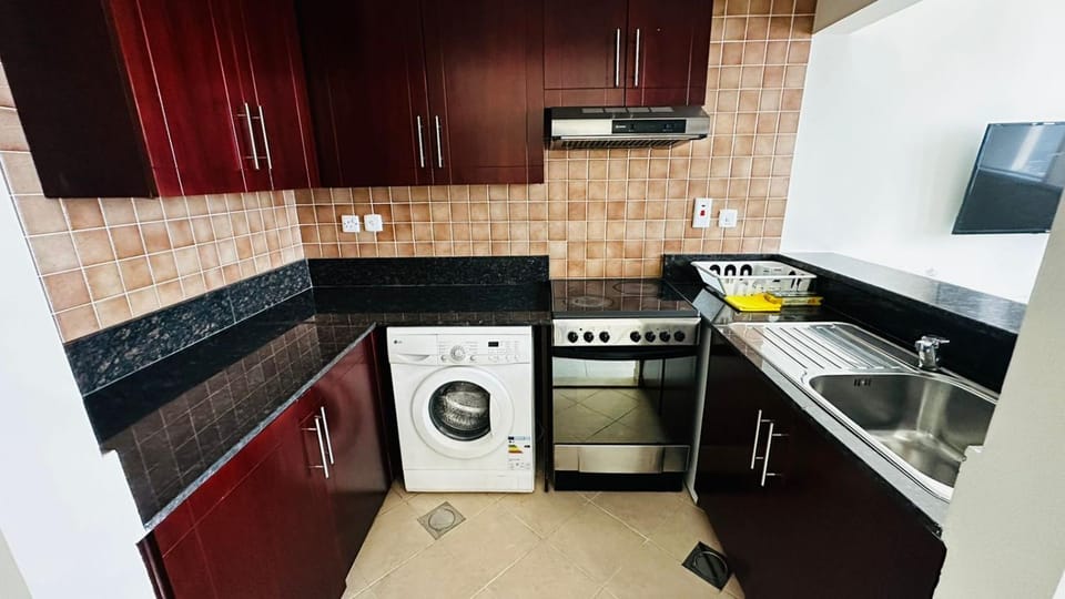 Kitchen or kitchenette, pet friendly, washing machine, kitchen