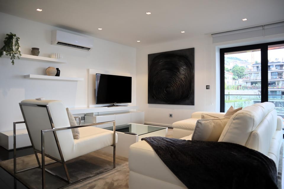 Seaside XXI-10, By OP Apartment in Funchal