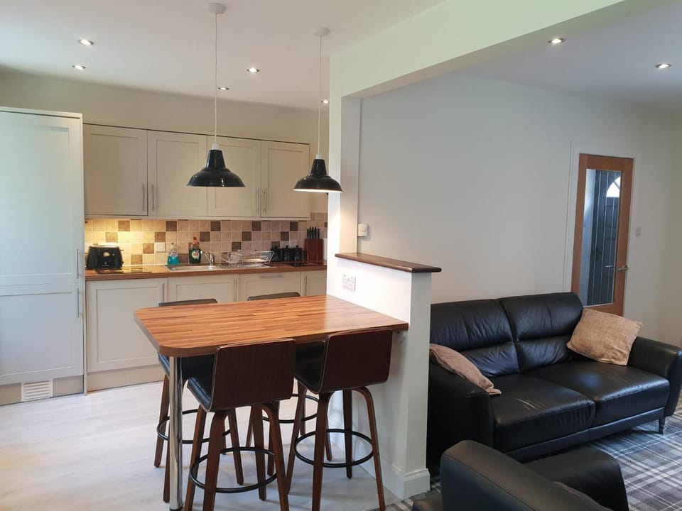 River Ness Cottage House in Inverness