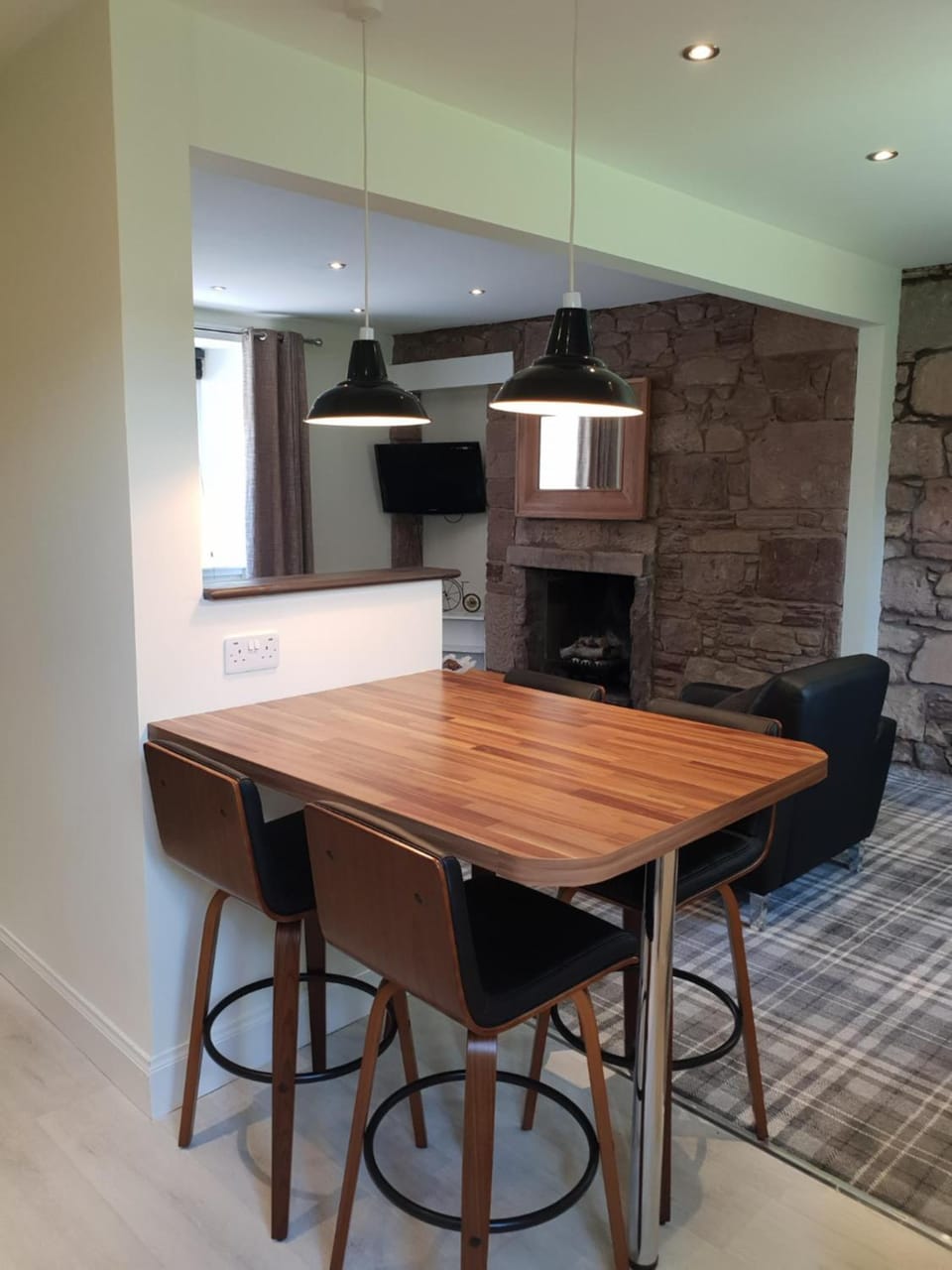 River Ness Cottage House in Inverness