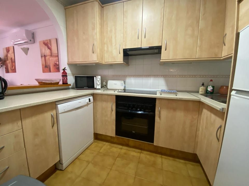 Casa Becquer - Mojacar - 2 bedroom - sleeps 4 - R040 Apartment in Andalusia