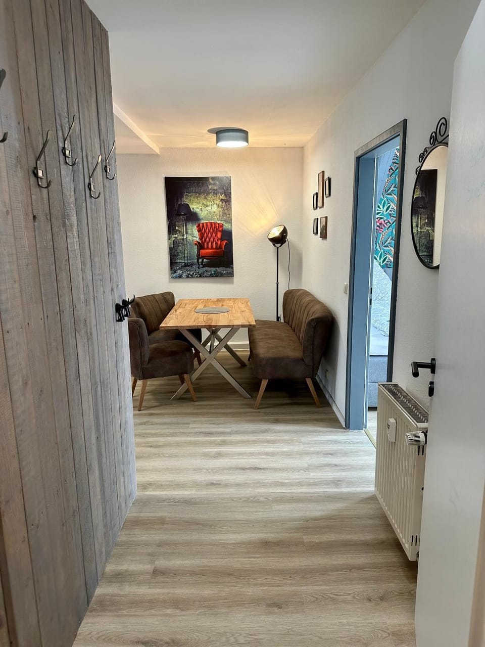 Seating area, Dining area