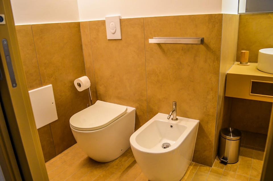 Bathroom, bidet