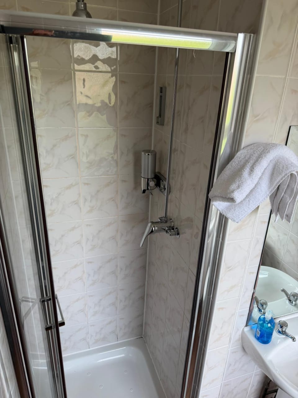 Acorn Lodge Hotel Gatwick & Parking Hotel in Horley