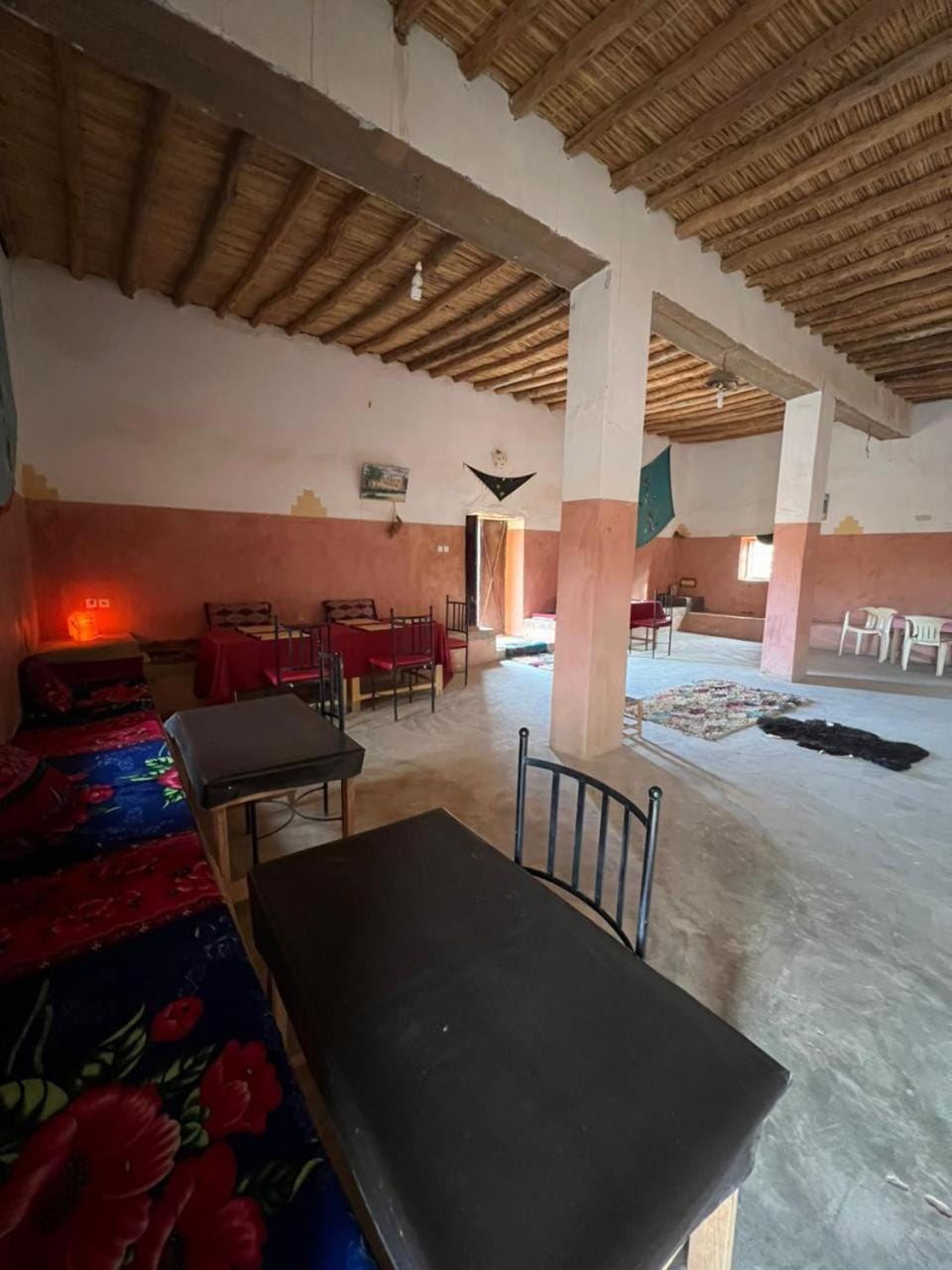 Auberge Camping Tafraoute Montagnes Inn in Morocco
