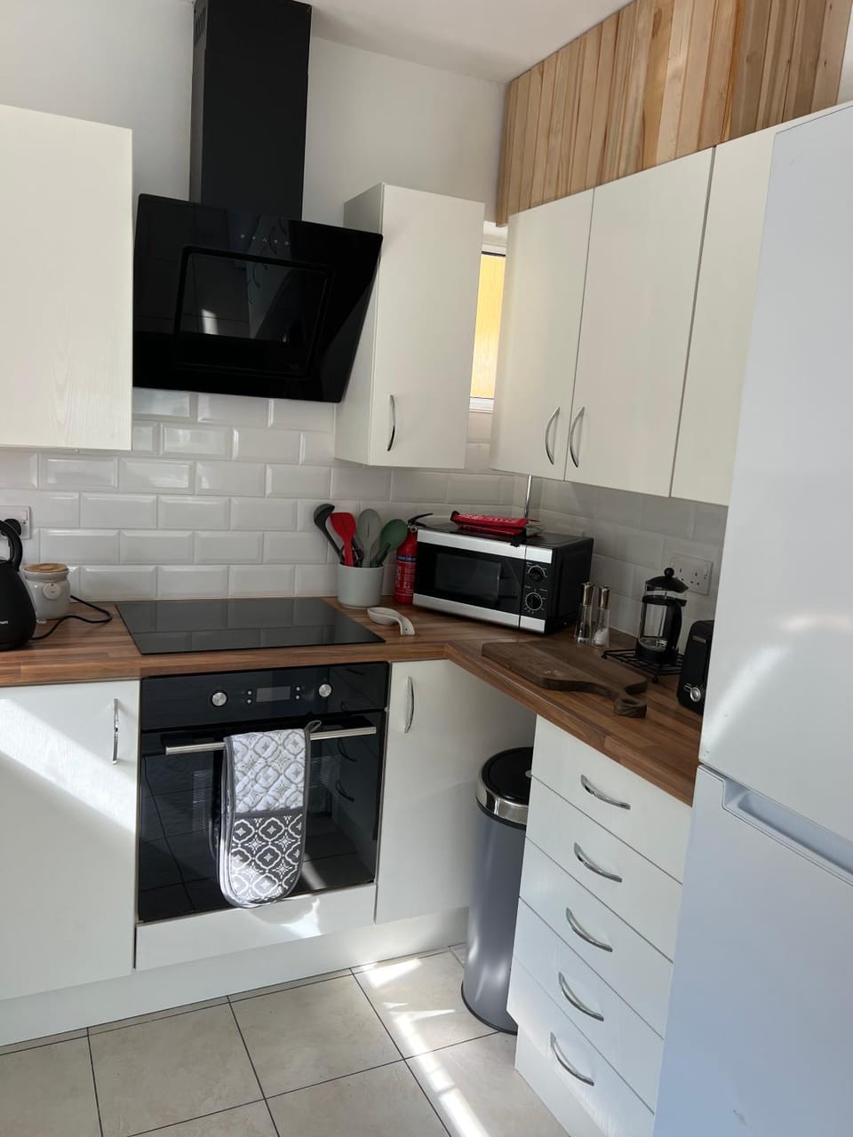 Sixty Four - with 2 free car parking spaces Apartment in The Mumbles