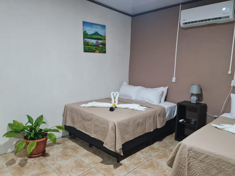 Cabinas Guayabón #5, AC, La Fortuna San Carlos Cabin in Alajuela Province
