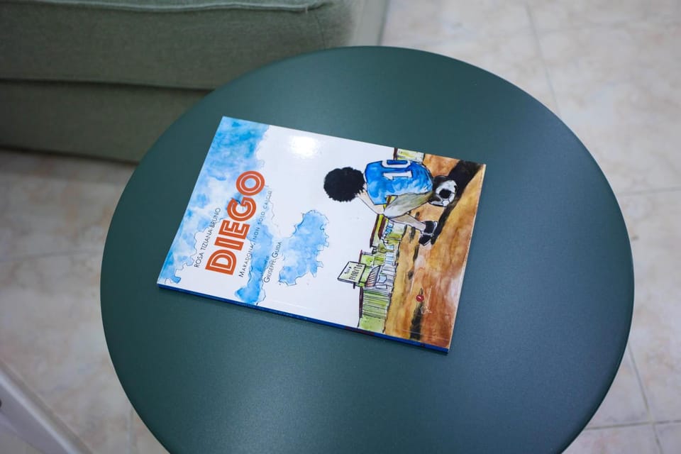 Casa Pelusa: Apartment near Maradona Murales Apartment in Naples