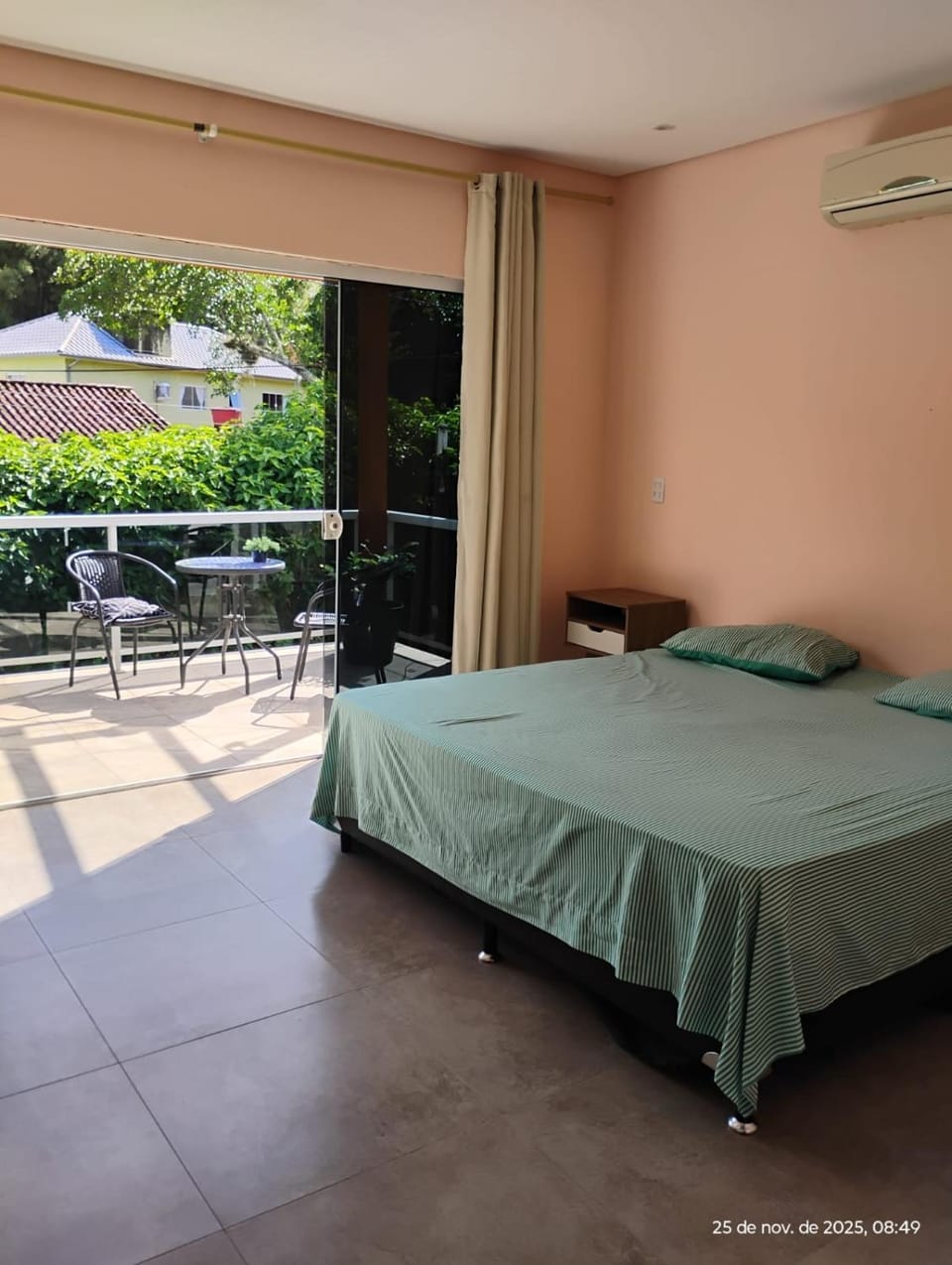 Bed, View (from property/room), Balcony/Terrace, Photo of the whole room, Bedroom, air conditioner