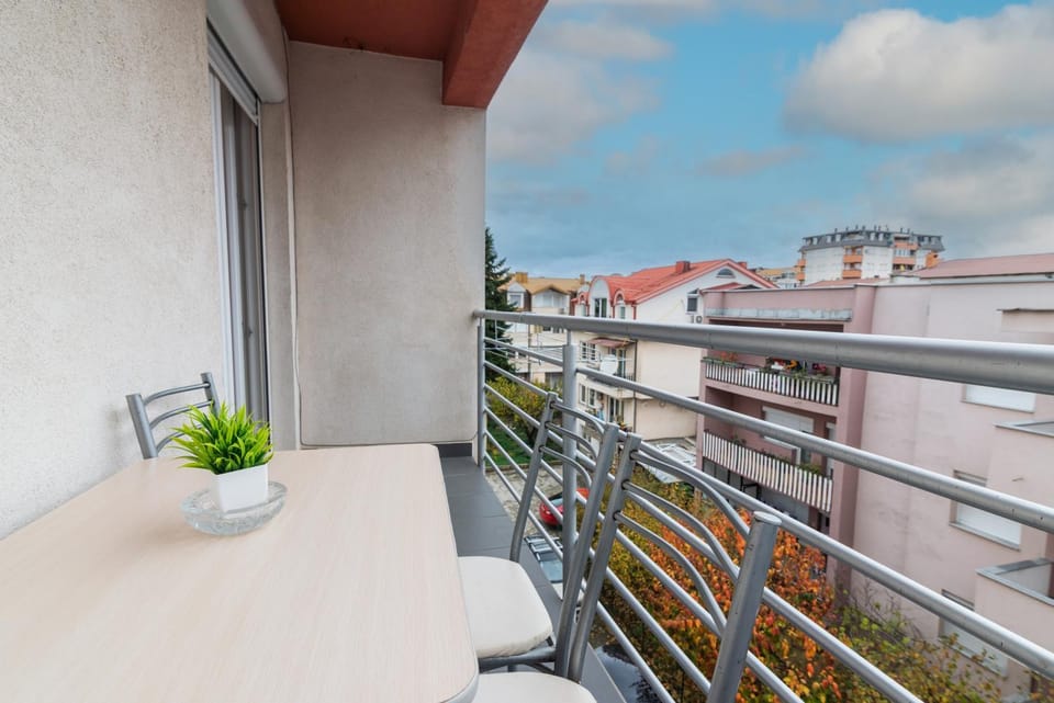 Patio, Day, View (from property/room), Balcony/Terrace, Dining area