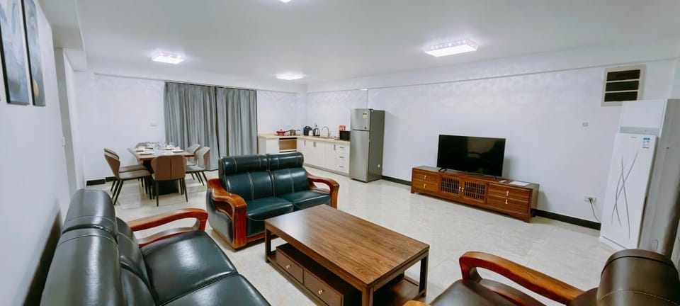 Communal lounge/ TV room, Living room, Seating area, kitchen