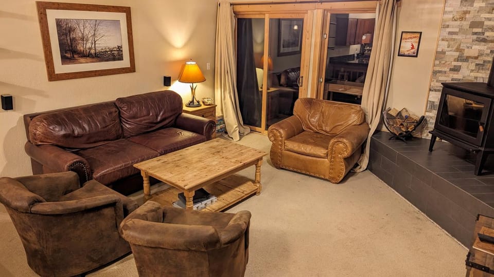 Living room, Seating area, flat iron