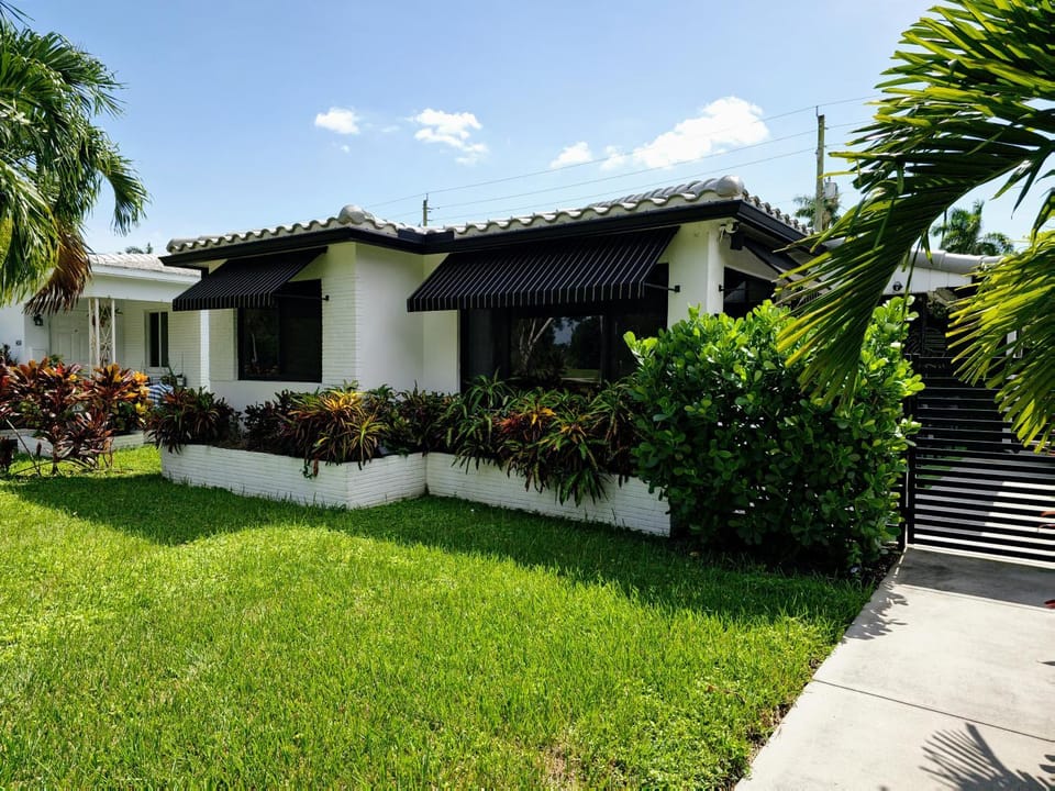 Property building, Garden