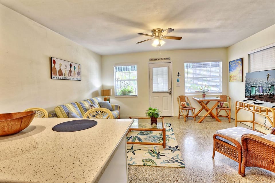 Beach Quarters #3 House in Gulfport