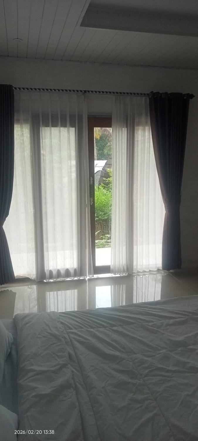 The GARE'S VILLA Mandalika A Bed and Breakfast in Pujut