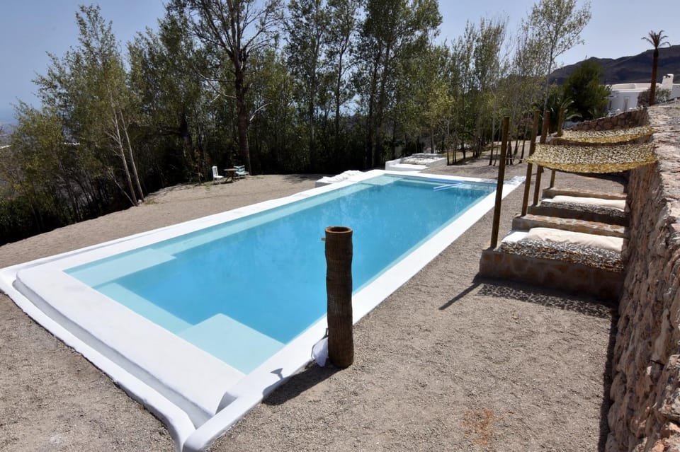 Swimming pool, Swimming pool