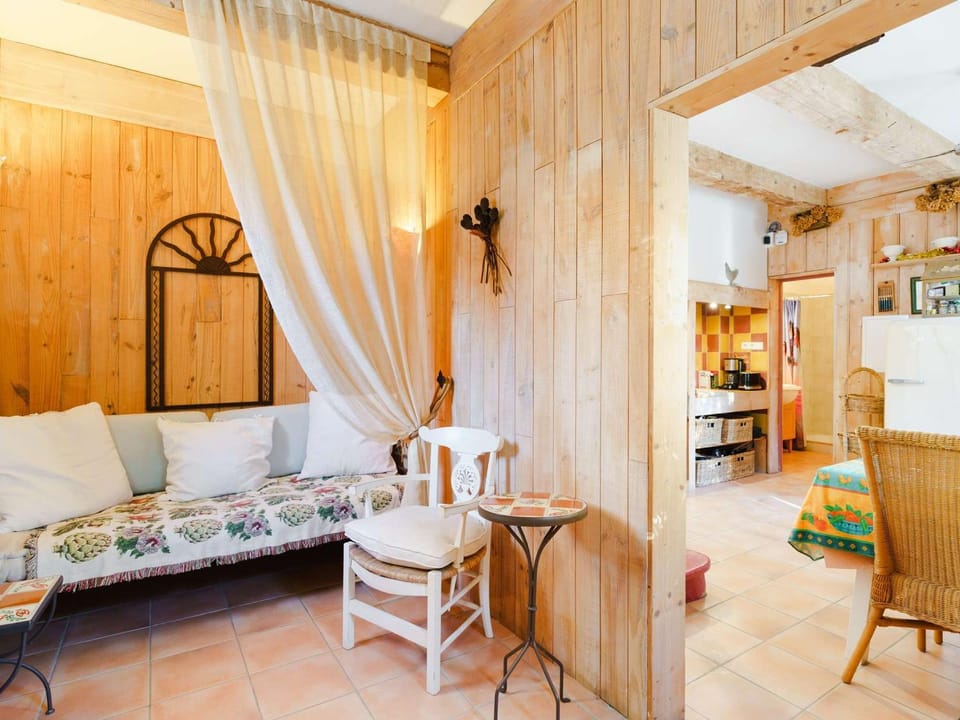 Maisonnette de charme au cœur d'un domaine viticole, près de la plage - Narbonne-Plage - FR-1-409-178 Villa in Gruissan
