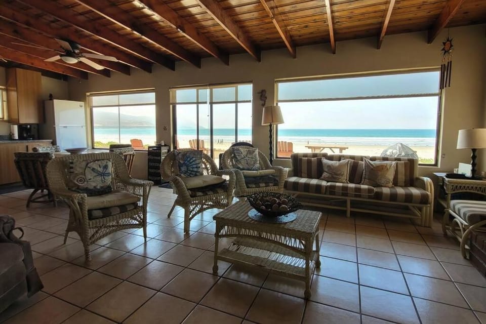 CASA MARBELLA 2BR 1BA Private Beach-Front Home House in State of Baja California