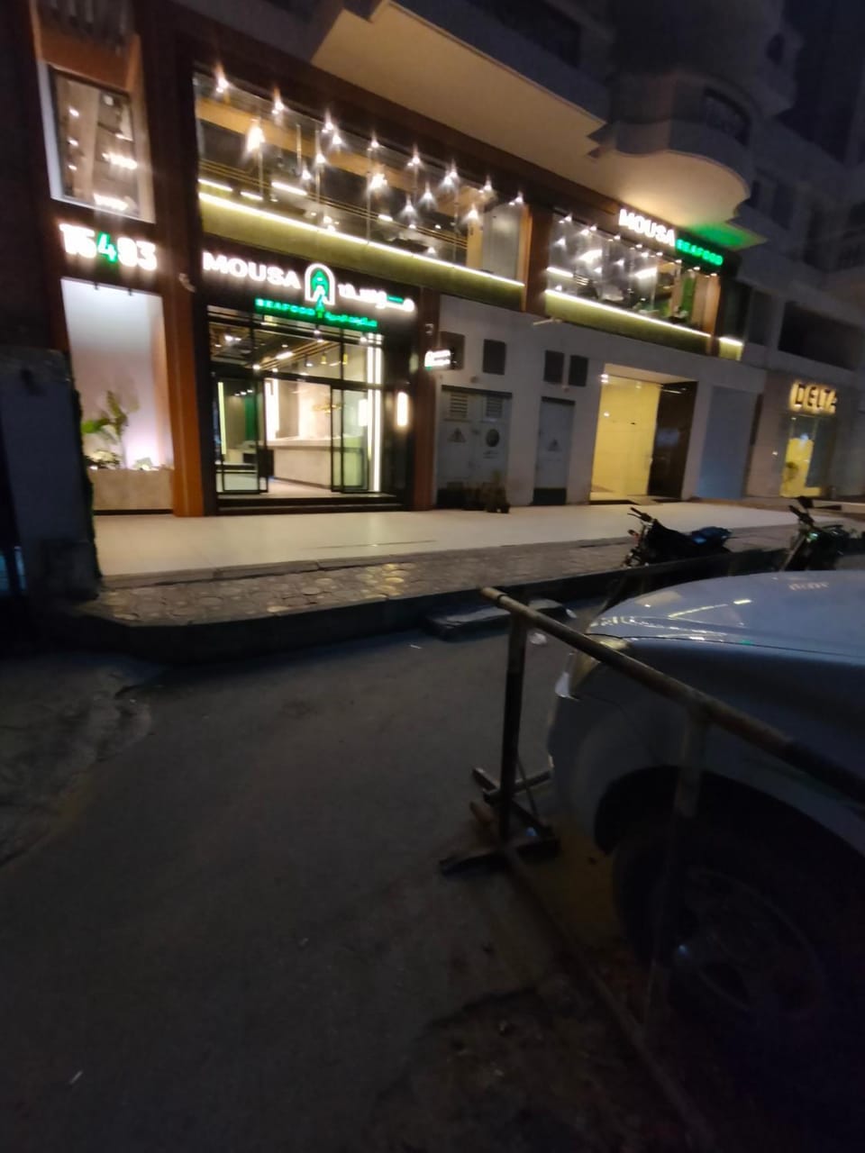 Restaurant/places to eat