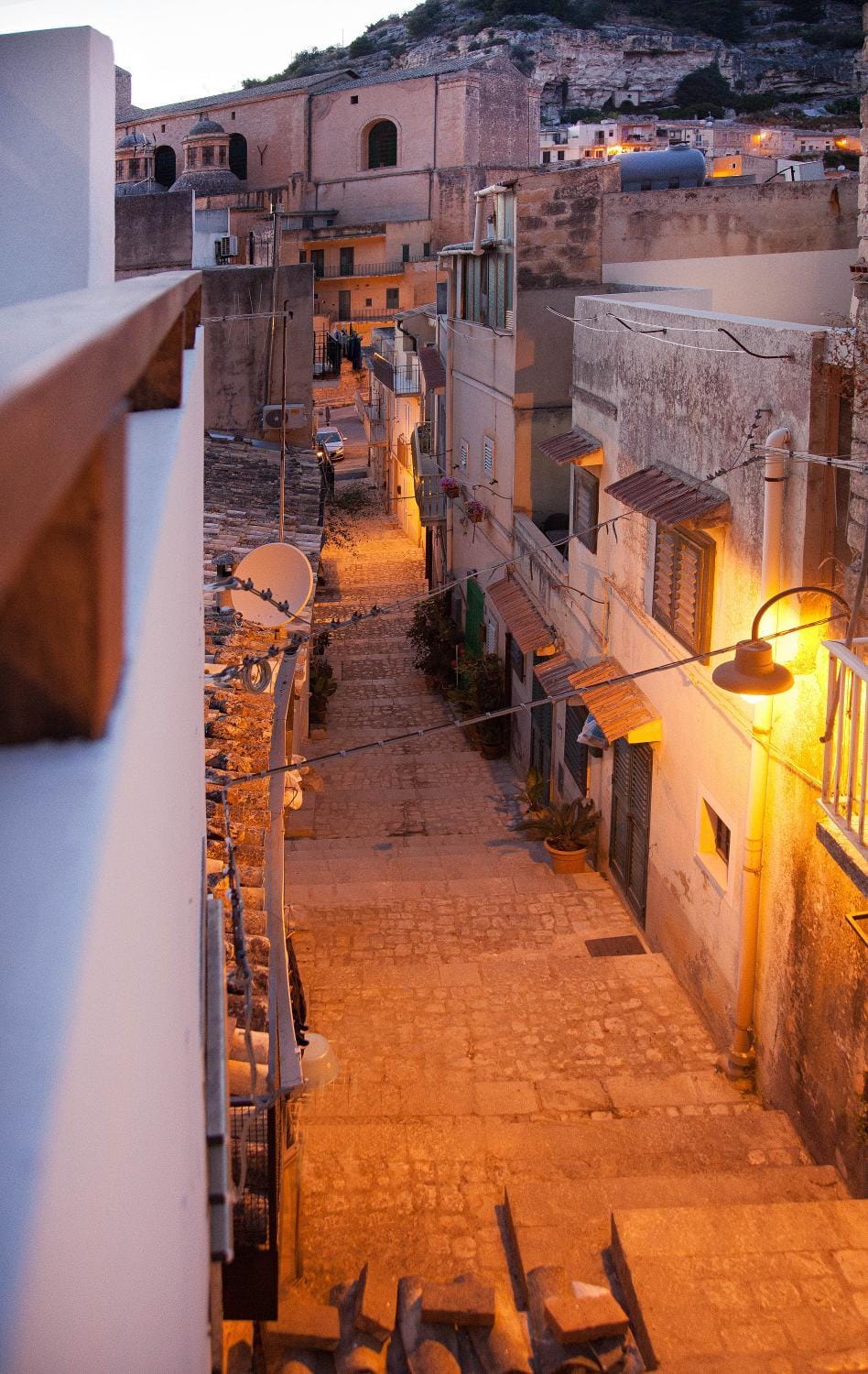 Neighbourhood, Quiet street view