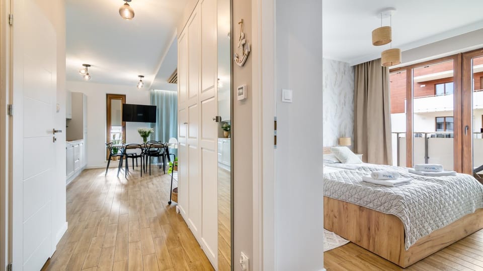Bed, Kitchen or kitchenette, Living room, Photo of the whole room, Dining area, Bedroom, towels, wardrobe
