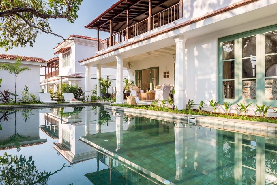 Swimming pool, Swimming pool